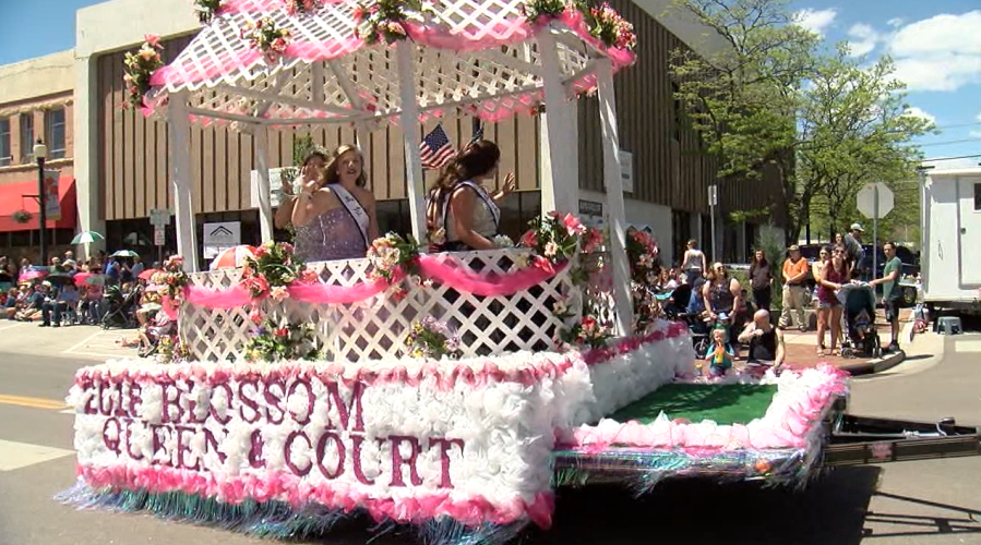 Canon City Blossom Festival Parade