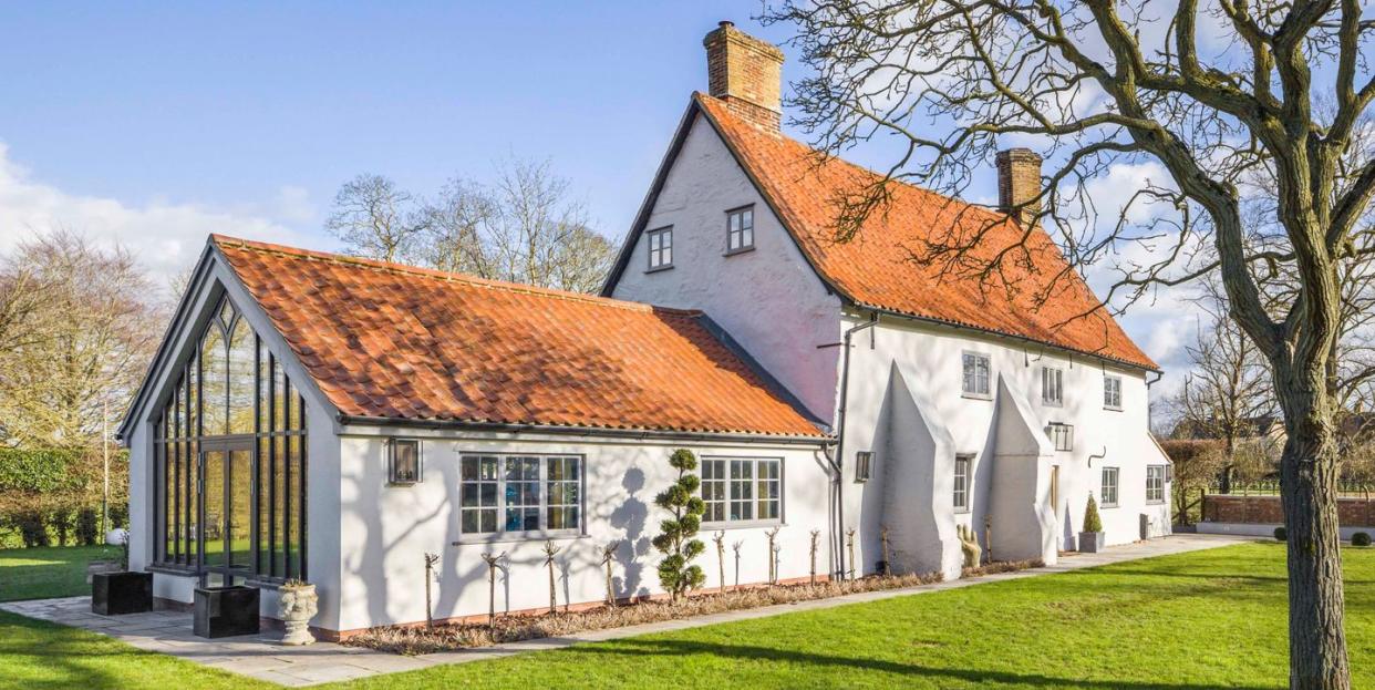 lordship cottage for sale exterior