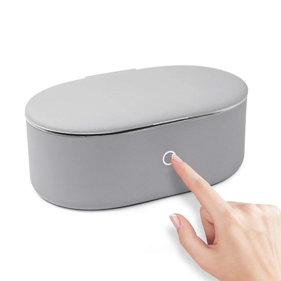 32) Ultrasonic Portable Jewelry Cleaner