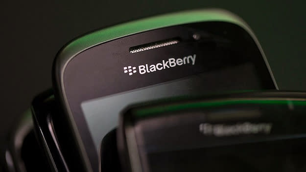 Ex-NSA lawyer: Apple and Google may end up like BlackBerry if they make their phones more secure