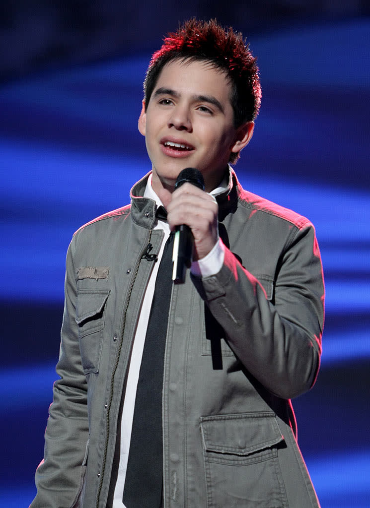 David Archuleta performs as one of the top 6 on the 7th season of American Idol.