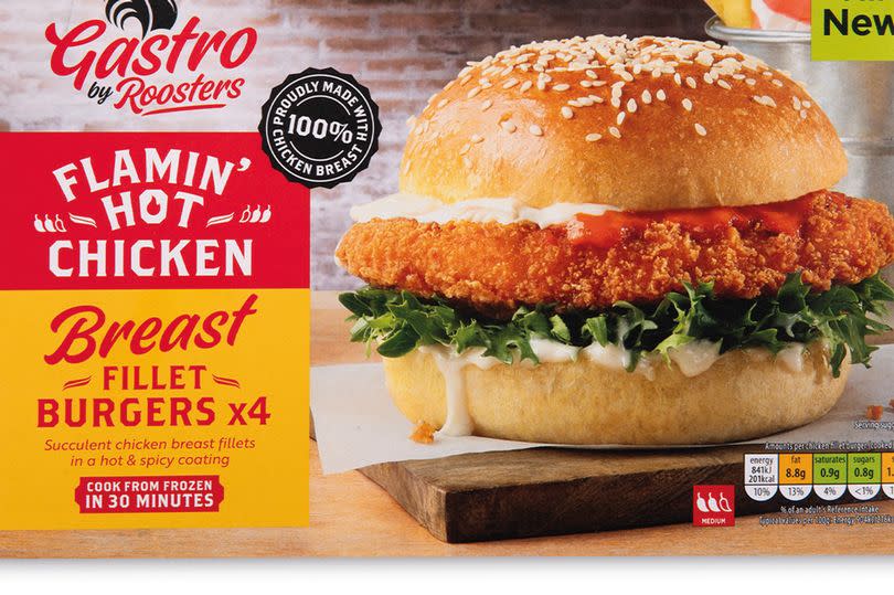 Gastro Flamin Hot Chicken Fillet Burgers (£3.29, 4 pack)