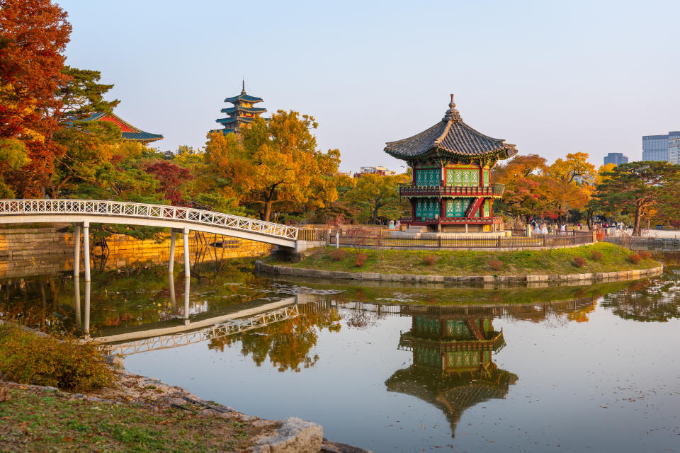 Gyeonbokgung Palace in Autumn in Seoul
