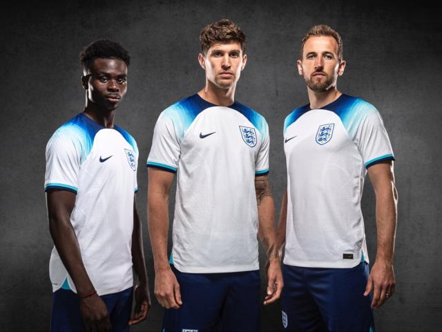 England 2018 Kane Away Kit (L) – Saturdays Football