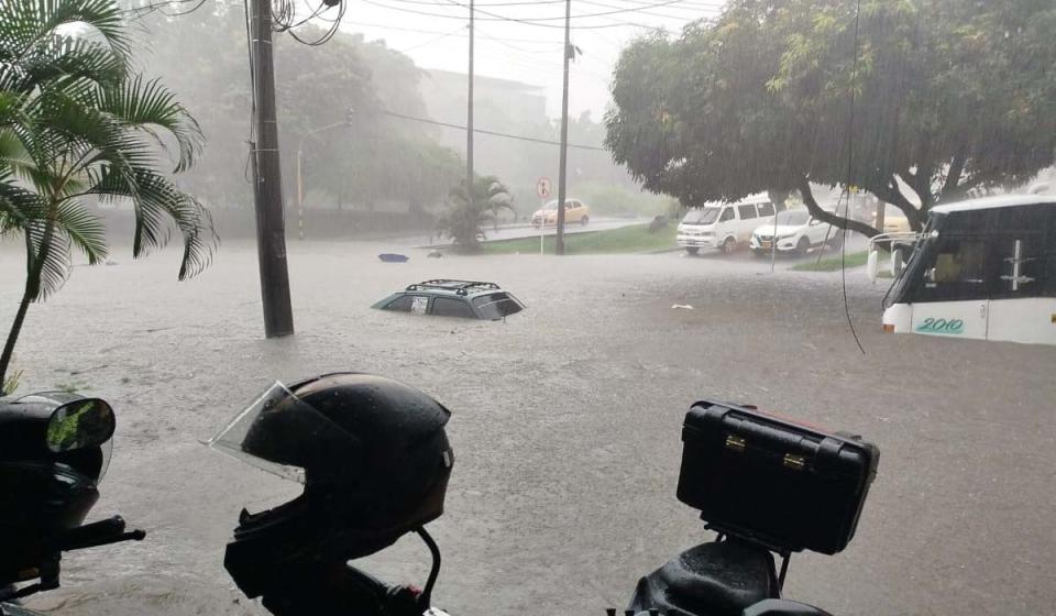 Inundaciones en Cali, Valle del Cauca. Imagen tomada de X @Wilson_Suaza_