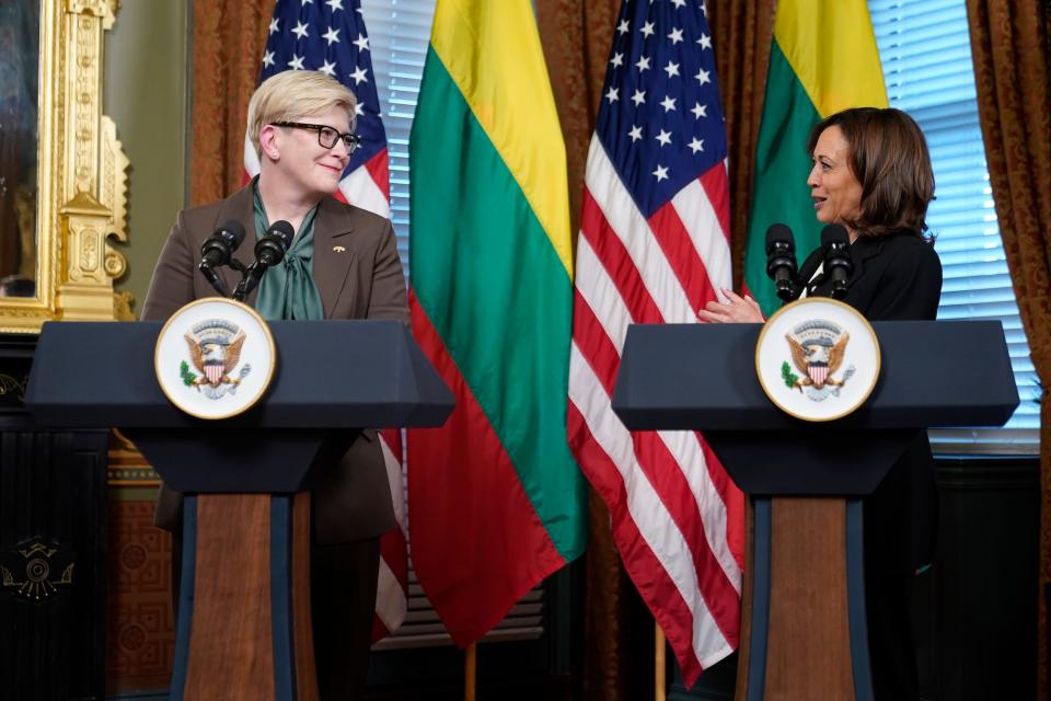 US Vice President Kamala Harris with Lithuanian Prime Minister Ingrida Simonyte in Washington DC in December 2022.