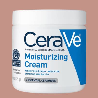 A popular skin barrier-strengthening cream