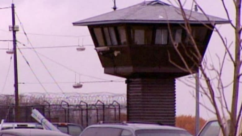 Union, public safety minister push for action at 'toxic' Edmonton prison