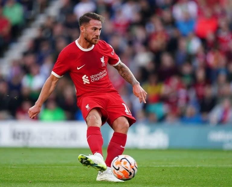 Alexis Mac Allister, el volante argentino en el mediocampo de Liverpool, que el jueves visita a Toulouse