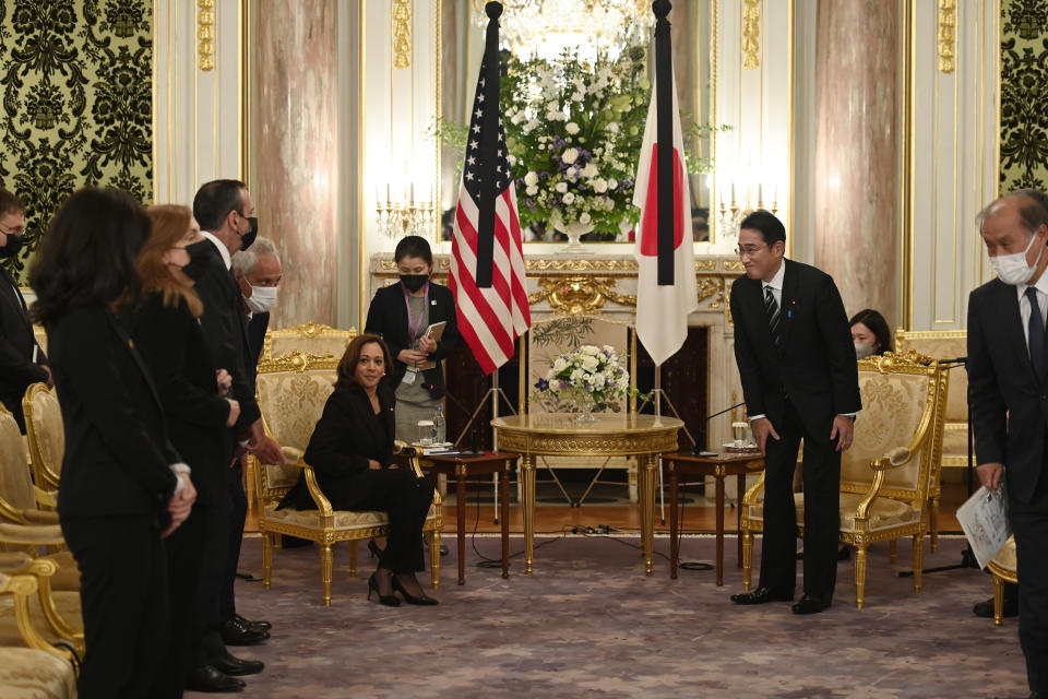 U.S. Vice President Kamala Harris, center left, and Japan's Prime Minister Fumio Kishida, center right, meet at the Akasaka Palace state guest house in Tokyo, Monday, Sept. 26, 2022. (David Mareuil/Pool Photo via AP)