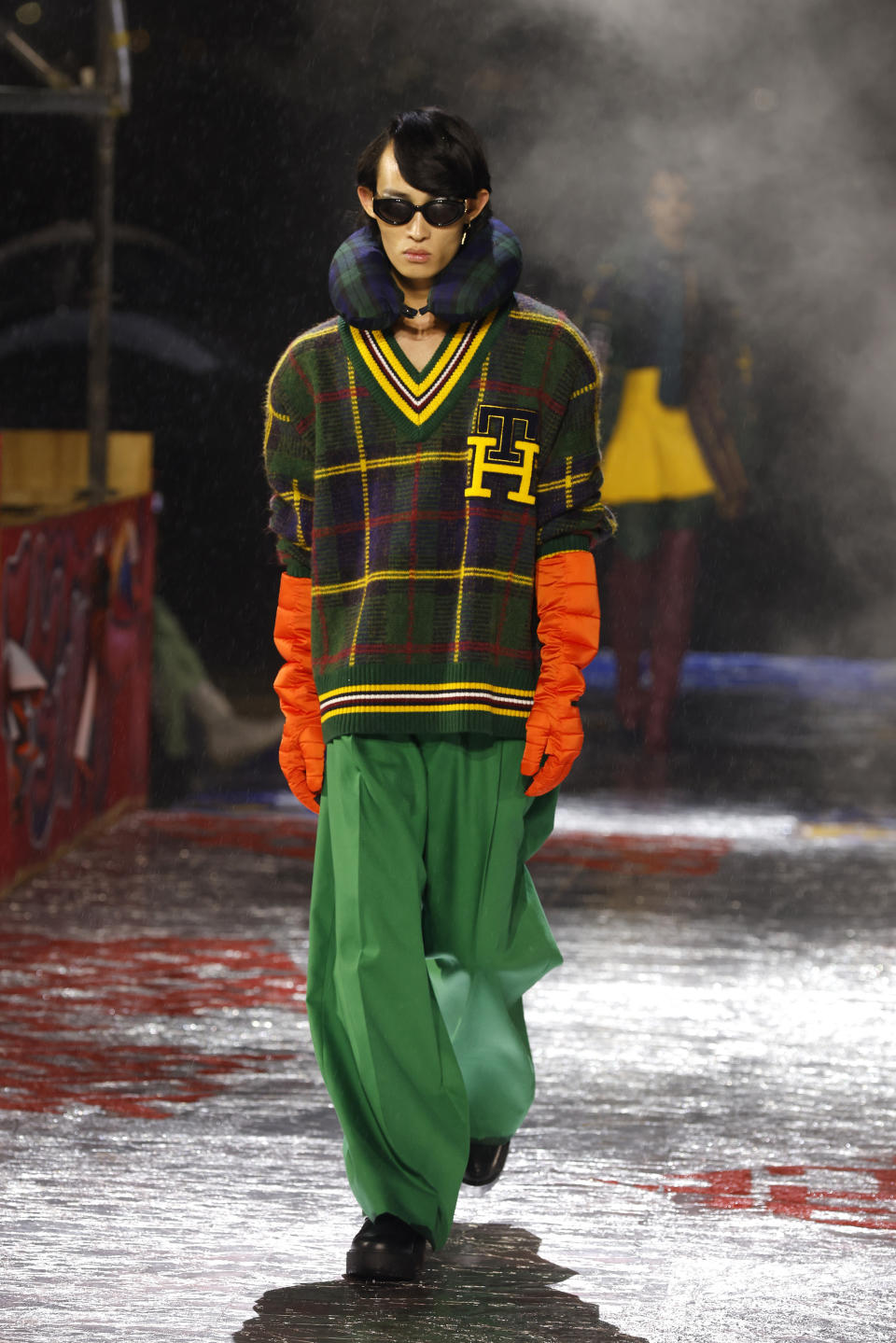 The Tommy Hilfiger Fall 2022 collection is modeled during Fashion Week, Sunday, Sept. 11, 2022, in New York. (AP Photo/Jason DeCrow)