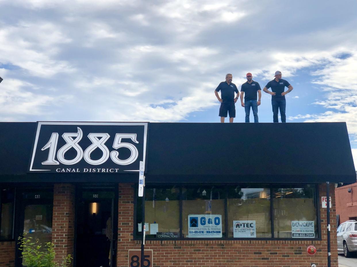 1885 will open as a craft-cocktail bar this fall on Green Street.