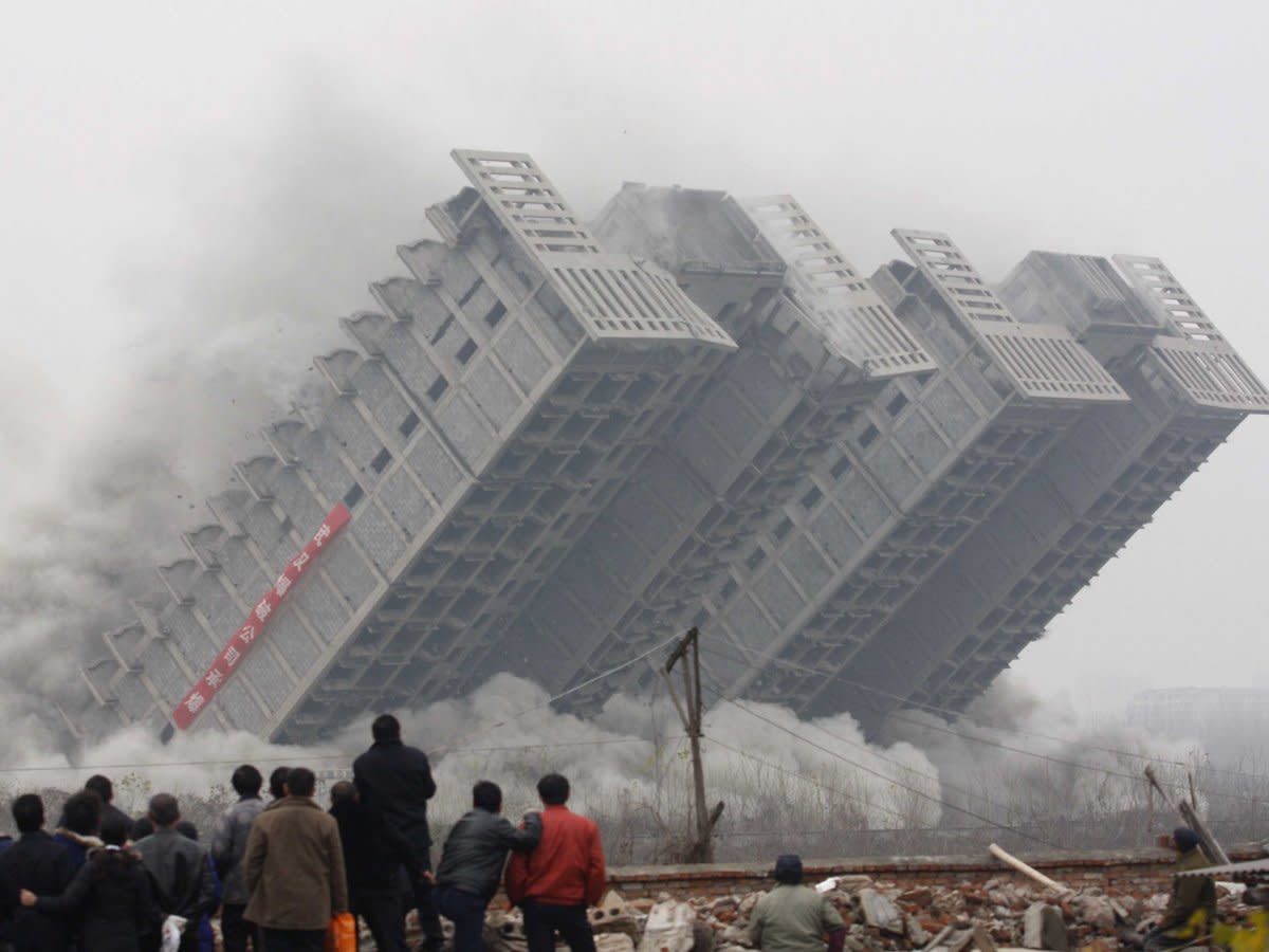 china building collapse crumble demolish