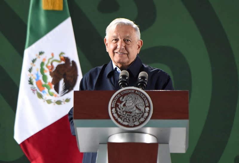 Mexican president refutes DEA estimates of cartel strength, in Tepic