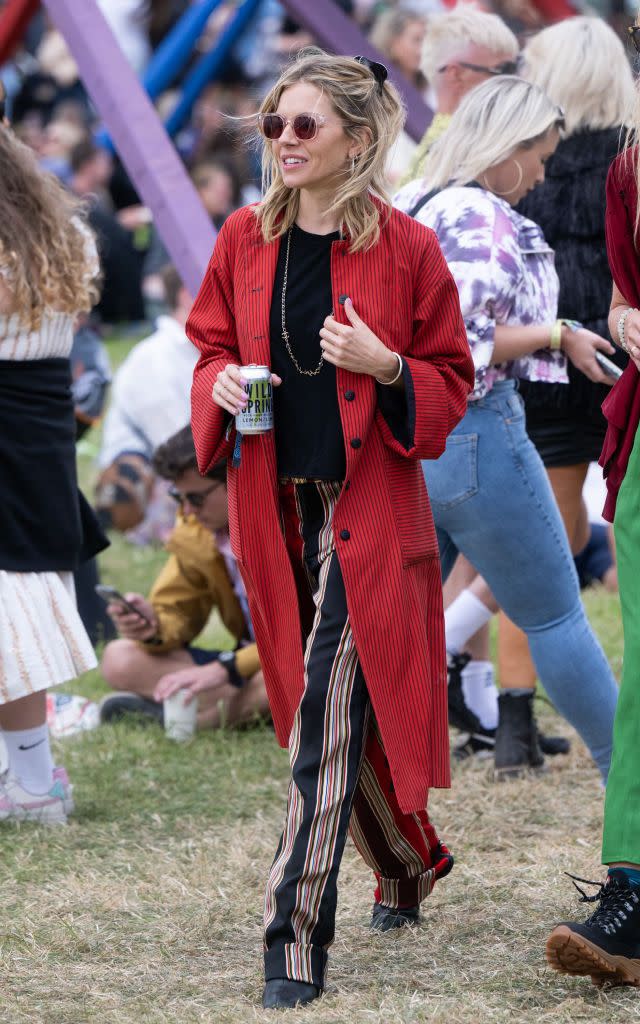 sienna miller glastonbury 2023 outfit