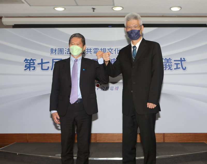 20220521-文化部長李永得（圖左）與公視基金會第7屆新任董事長胡元輝（見圖）。（公共電視提供）