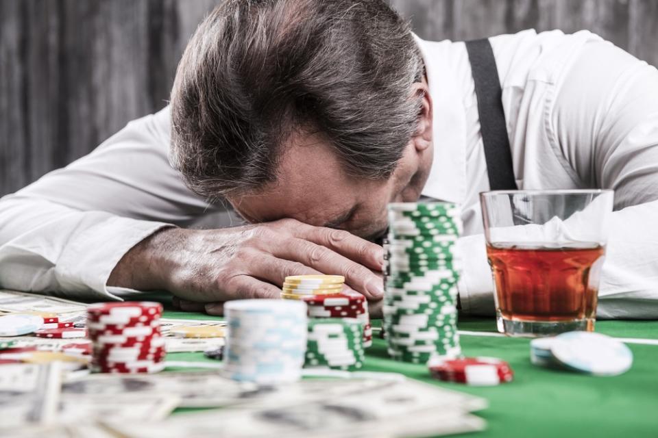 Crypto gambling app Veil let you bet on absolutely anything. Now it's shutting down after it failed to attract users. | Source: Shutterstock