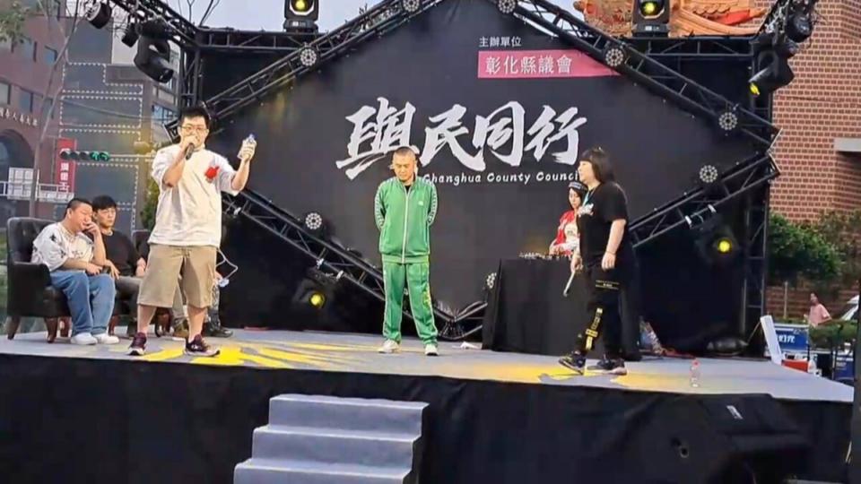 ▲彰化縣議會「與民同行」另一項重頭戲「Rap Battle」比賽，用rap方式呈現年輕人對各項公共議題想法。（記者林明佑攝）