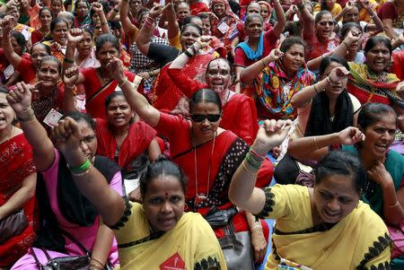 Workers from various trade unions shout slogans during an anti-government protest rally, organised as part of a nationwide strike, in Mumbai, India, September 2, 2015. REUTERS/Danish Siddiqui