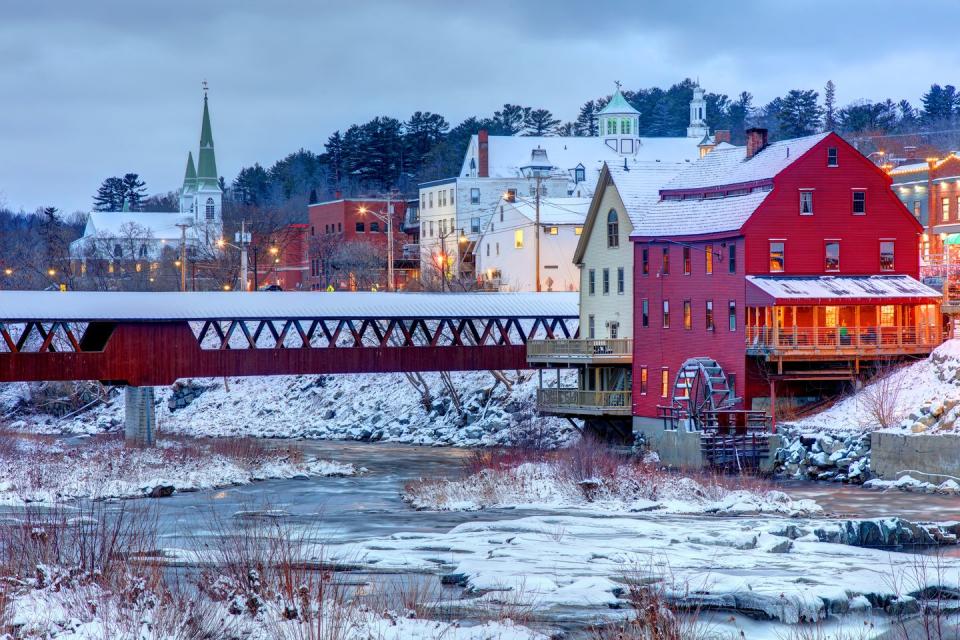 winter in littleton, new hampshire