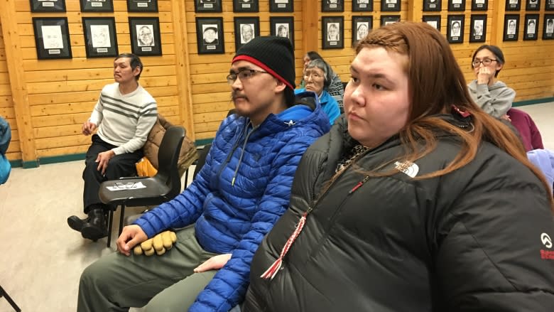 'We're walking a very fine line': Cambridge Bay mulls beer and wine store