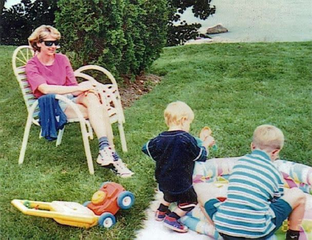 PHOTO: Julie Jensen seen in a 1998 file photo with her two sons. (Courtesy Griffin Family)