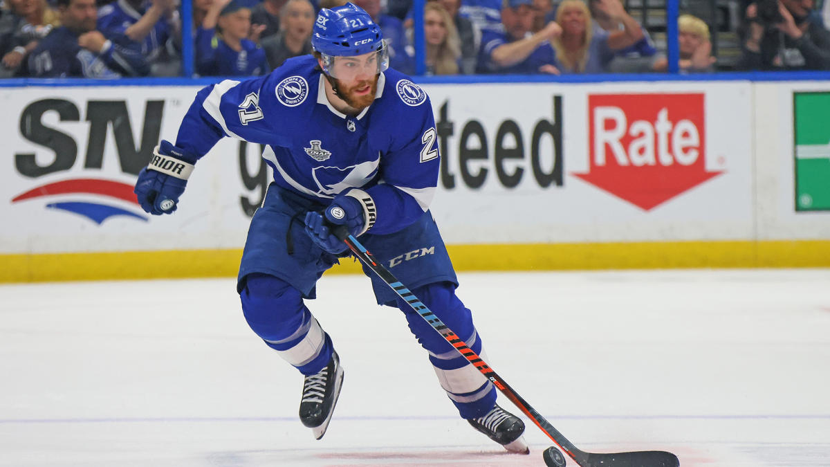 Lightning sign Brayden Point to three-year deal - Syracuse Crunch