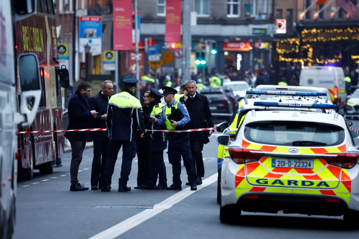 Police officers at the scene of stabbing in Dublin city centre  (REUTERS)