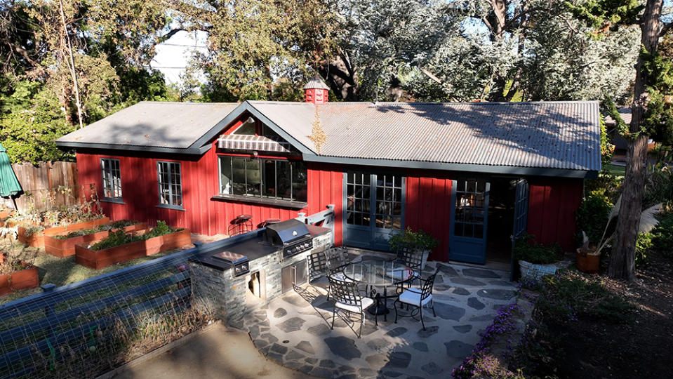 A guesthouse at 17407 Rancho Street in Encino, California.