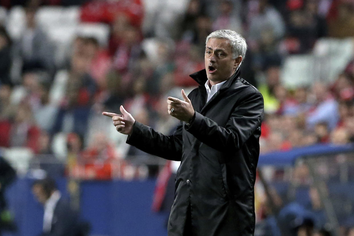 Manchester United coach Jose Mourinho gives instructions against Benfica