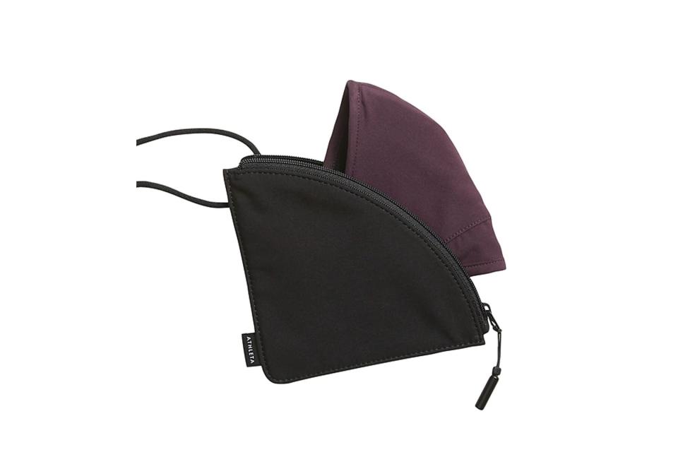 Black zippered face mask case