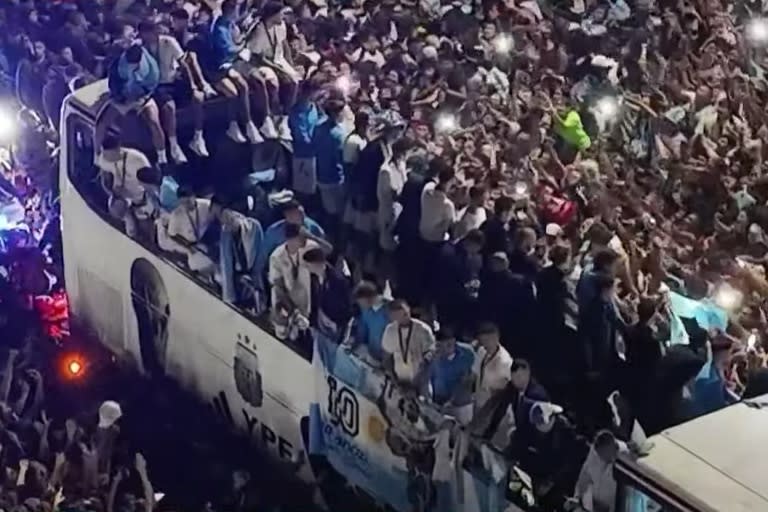 La selección argentina llega al predio de Ezeiza