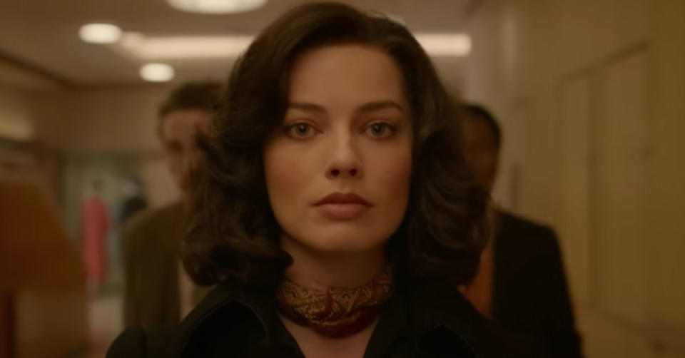 Margot Robbie pictured in the Amsterdam film, with dark brunette hair