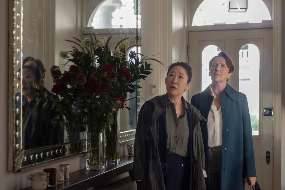 Sandra Oh as Eve Polastri and Fiona Shaw as Carolyn Martens in Killing Eve