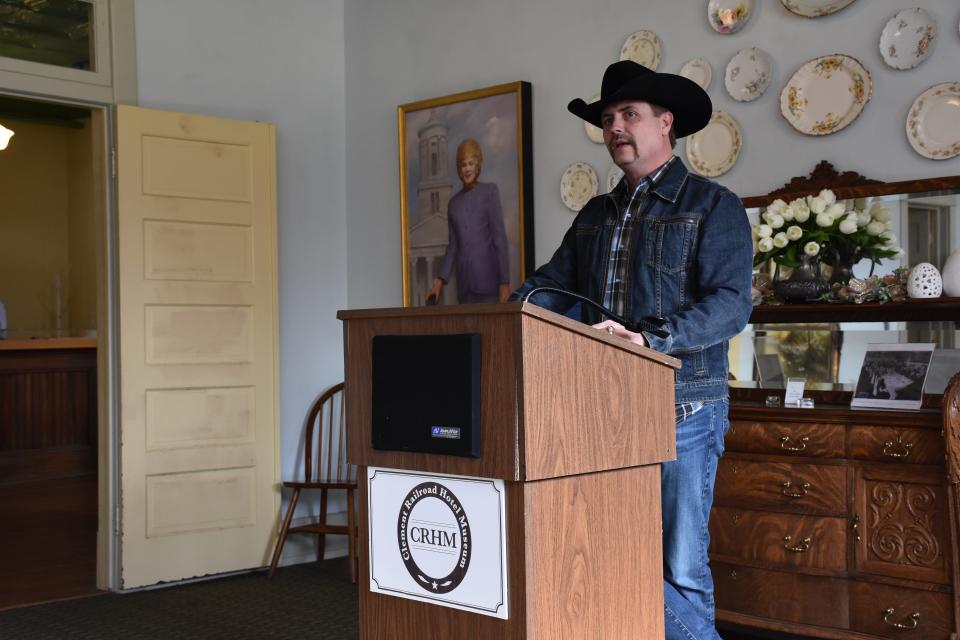 Dickson County High School graduate John Rich was honored by the State of Tennessee with the installation of a “Tennessee Music Pathways” marker on Tuesday, March 7 at the Clement Railroad Hotel Museum in Dickson.
