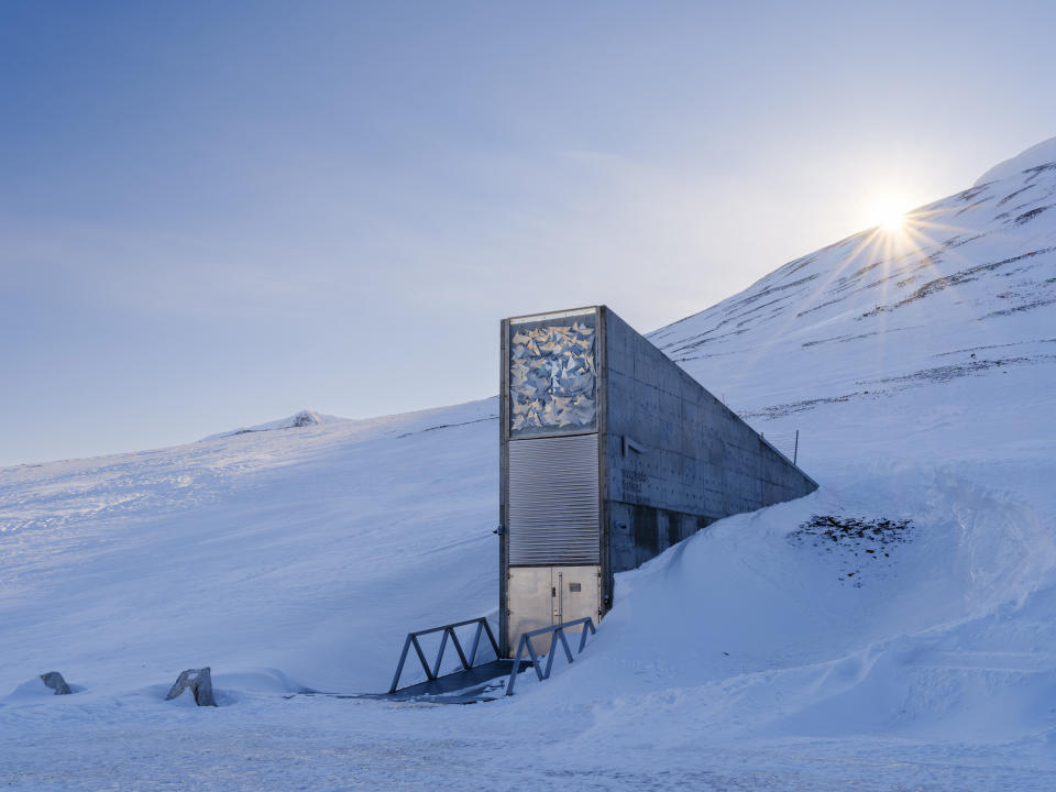 Svalbard Global Seed Vault, seed vault. Longyearbyen, the capital of Svalbard on the island of Spitsbergen in the Spitsbergen archipelago. Arctic, Europe, Scandinavia, Norway, Svalbard. (Photo by: Martin Zwick/REDA&CO/Universal Images Group via Getty Images)