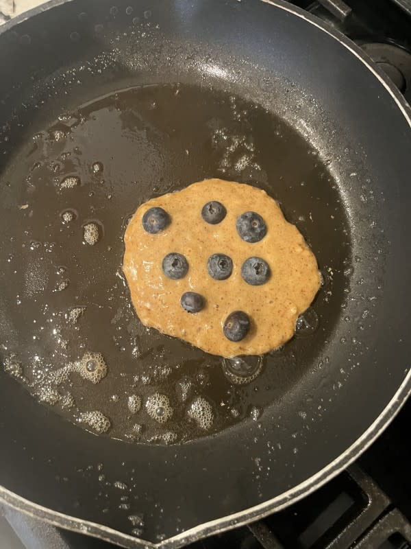Kevin Bacon's Power Pancakes Process<p>Courtesy of Dante Parker</p>