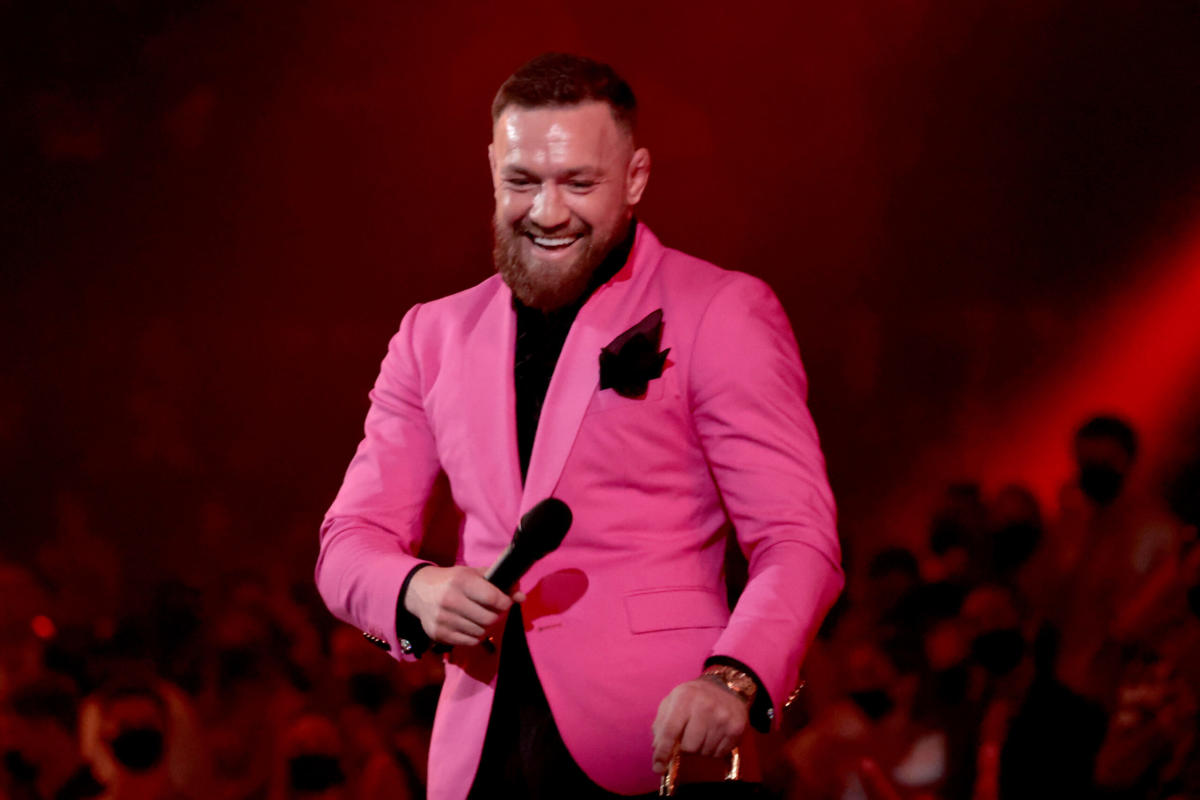 Conor McGregor – pink pants and all – talks good game ahead of