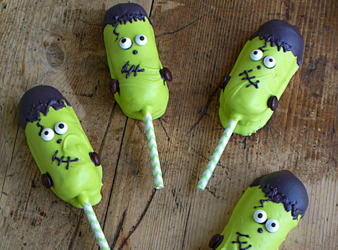 No-Bake Frankenstein Twinkies Pops