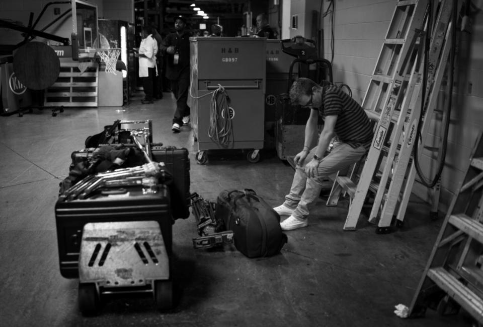 <p>William Roane, with CBS News, rests after moving equipment Tuesday, July 26, 2016, in Philadelphia, PA. (Photo: Khue Bui for Yahoo News) </p>