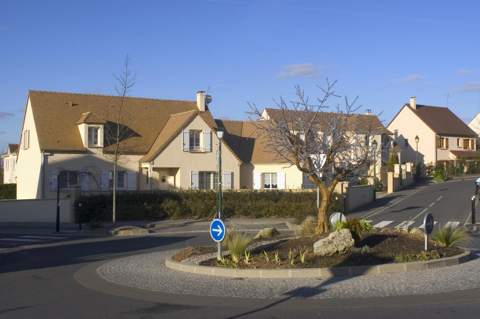 Prix moyen des loyers pour une maison : <strong>1 300 euros </strong>pour une superficie moyenne de<strong> 91 m².</strong>