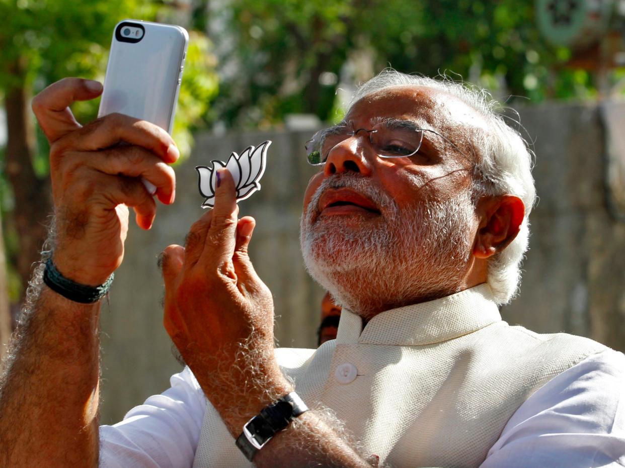 Narendra Modi selfie