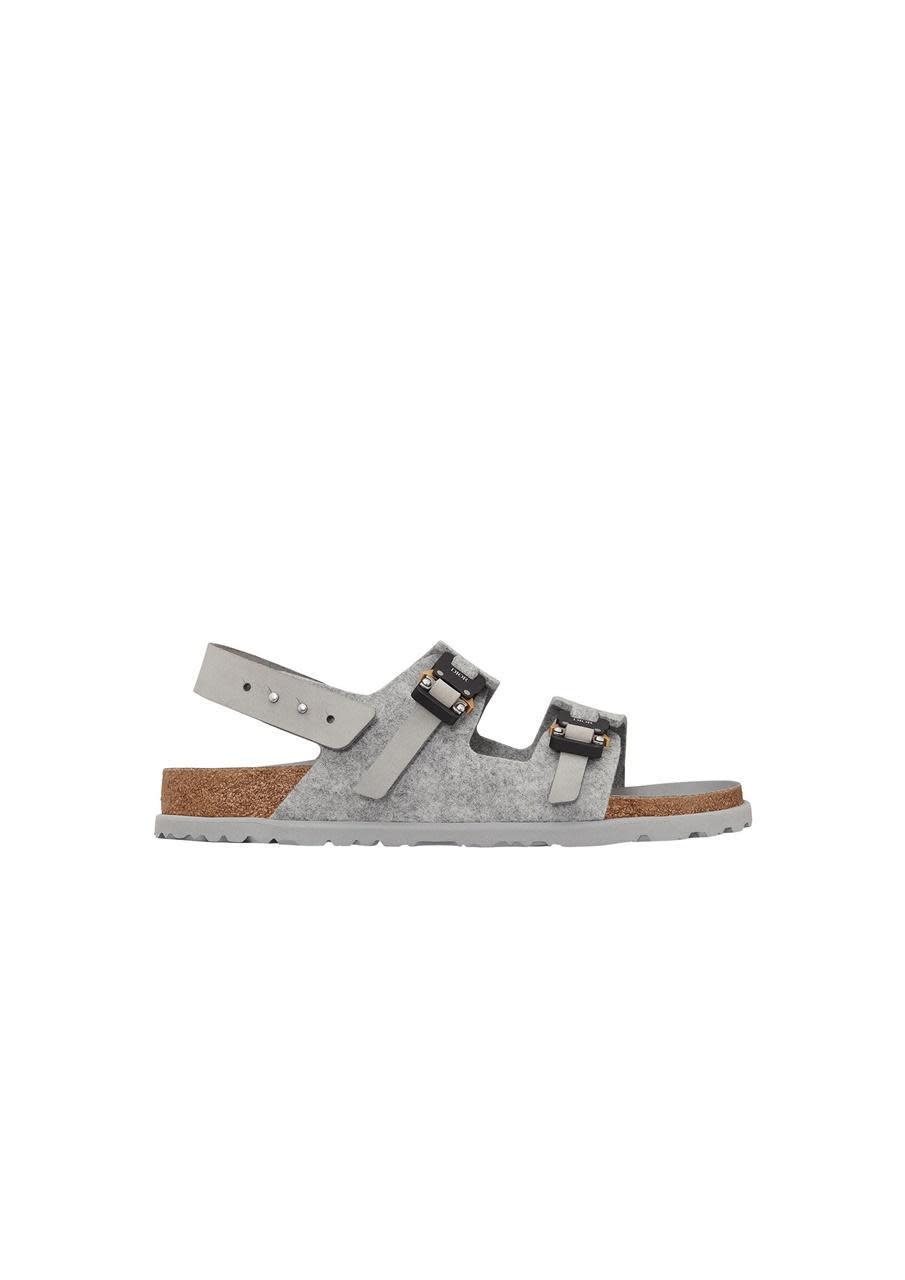 DIOR by Birkenstock Milano迪奧灰毛氈小牛皮涼鞋。NT$35,000。（迪奧提供）