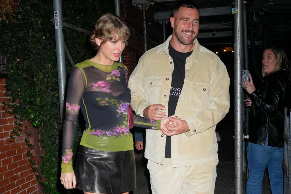 <p>Gotham/GC Images</p> Taylor Swift and Travis Kelce have dinner at Waverly Inn