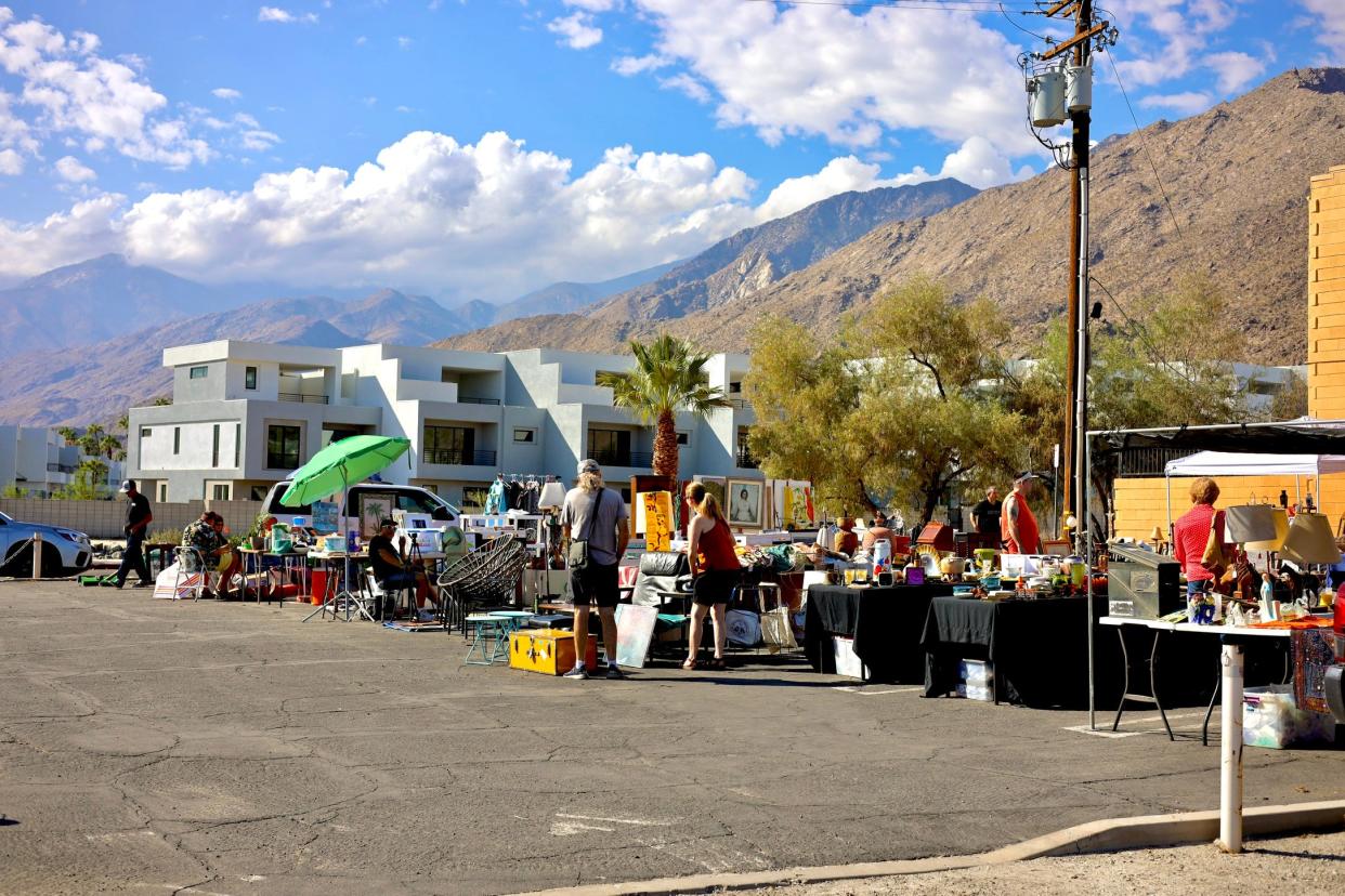 Estate sales in the Coachella Valley almost always draw a crowd.