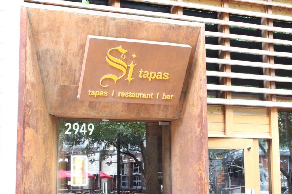 Si Tapas recently opened in the Artisan Circle at Fort Worth’s West 7th entertainment district.