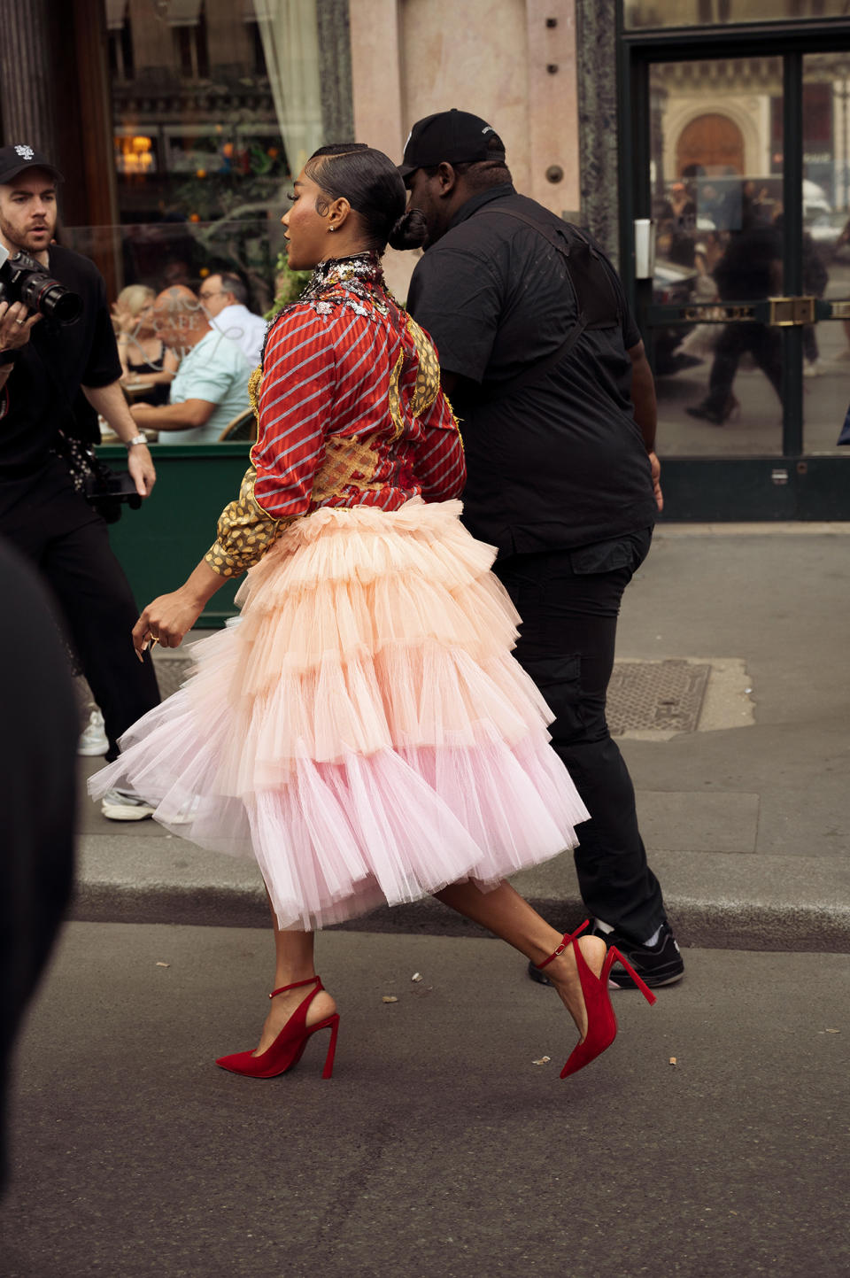 Street Style – Paris Fashion Week – Haute Couture Fall/Winter 2024/2025 – Day Three