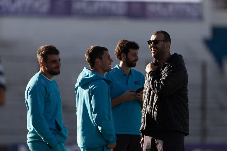 Cheika se mostró contento todo el tiempo en lo que va de su visita a la capital jujeña.