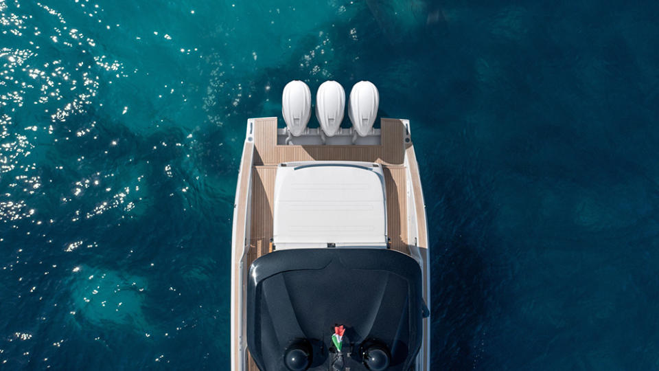 Invictus Yacht TT420S