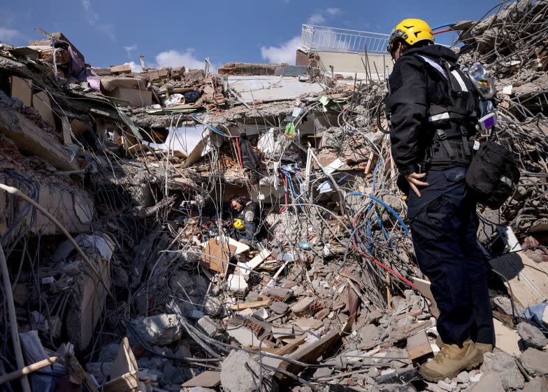 ¬©2023 Tom Nicholson. 10/02/2023. Adiyaman, Turkey. USAID Los Angeles County Fire Department Urban Search and Rescue teams use specialist listening devices at a destroyed building site in Adiyaman, Turkey, following the earthquake on 6 February. Over 23,000 people across Syria and Turkey have died, whilst vast surrounding areas are also suffering severe damage to infrastructure.